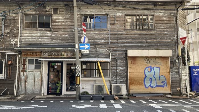 1月4日(日) 一年の計は中崎の路地裏にあり